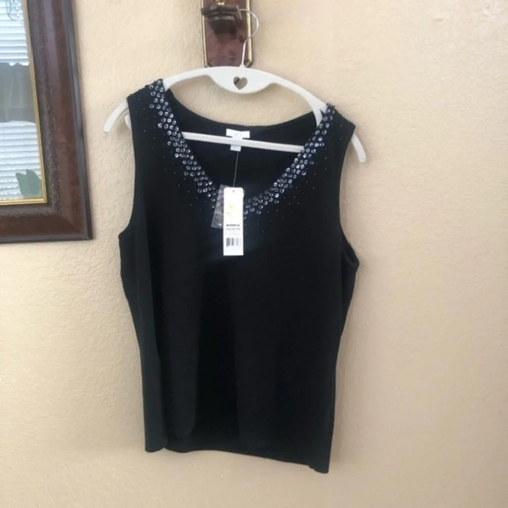 NWT ApT 9 Sequence Top Size Large Petite